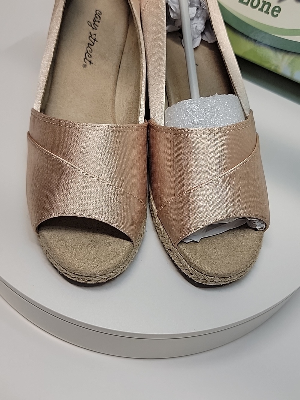 EASY STREET NEW IN BOX SILK PEEP-TOE ESPADRILLE WEDGE SHOES - Picture 5 of 15